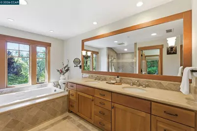 30 Greenwood Ct, Orinda, CA 94563 - Photo 45