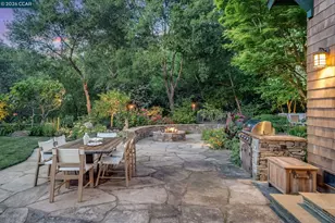 30 Greenwood Ct, Orinda, CA 94563 - Photo 27