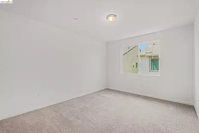 38 Fern Ln, Pittsburg, CA 94565 - Photo 17