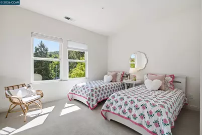 2151 Sky View Ct, Moraga, CA 94556 - Photo 27