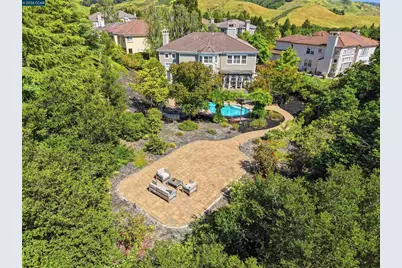 2151 Sky View Ct, Moraga, CA 94556 - Photo 41