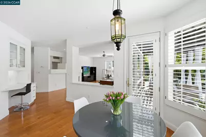2151 Sky View Ct, Moraga, CA 94556 - Photo 13