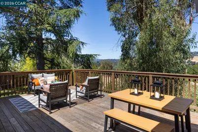 16 Ruth Ct, Lafayette, CA 94549 - Photo 35