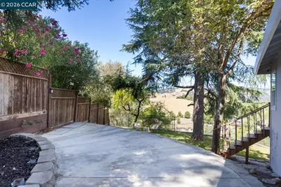 16 Ruth Ct, Lafayette, CA 94549 - Photo 39
