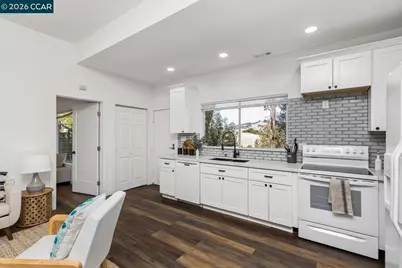 16 Ruth Ct, Lafayette, CA 94549 - Photo 27