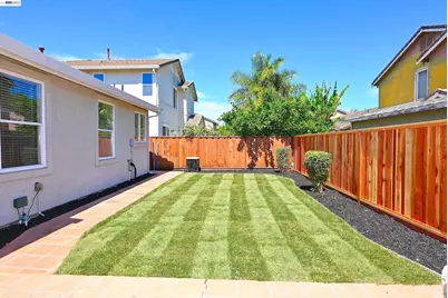 2245 Sabrina Way, Tracy, CA 95377 - Photo 43