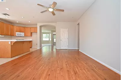 2245 Sabrina Way, Tracy, CA 95377 - Photo 15