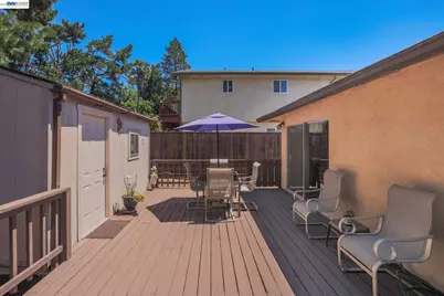 4815 Shetland Ave, Oakland, CA 94605 - Photo 27