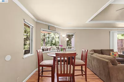 4815 Shetland Ave, Oakland, CA 94605 - Photo 11