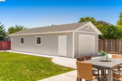 26493 Taft St, Hayward, CA 94544 - Photo 3