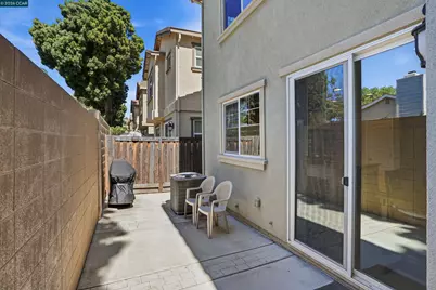 98 Belle Harbor Cir, Pittsburg, CA 94565 - Photo 33