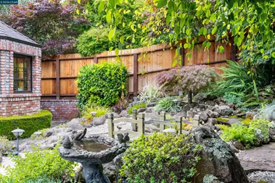 21 Oval Rd, Oakland, CA 94611 - Photo 45