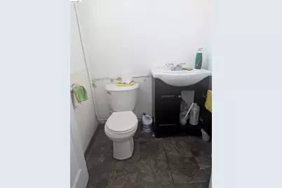 157 International Blvd, Oakland, CA 94606 - Photo 11