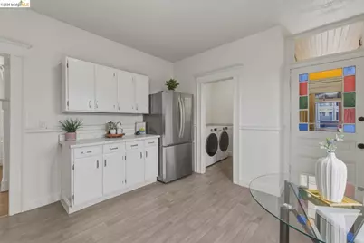 523 25th St, Oakland, CA 94612 - Photo 41