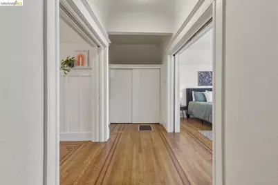 523 25th St, Oakland, CA 94612 - Photo 31