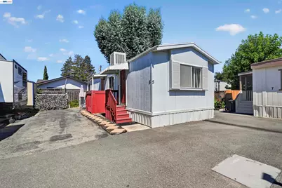 828 Olivina Ave #5, Livermore, CA 94551 - Photo 1