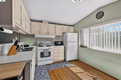 828 Olivina Ave #5, Livermore, CA 94551 - Photo 7