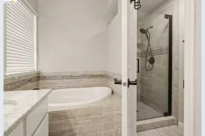 316 Amberleaf Way, Brentwood, CA 94513 - Photo 23