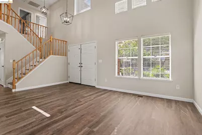 316 Amberleaf Way, Brentwood, CA 94513 - Photo 5