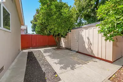 885 Devonshire Ave, San Leandro, CA 94579 - Photo 37