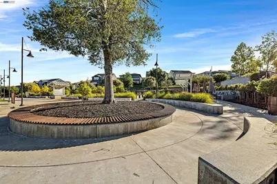 3908 Guerneville Way, Dublin, CA 94568 - Photo 33