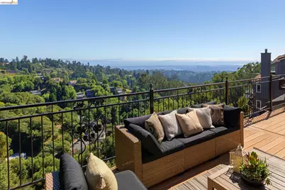 7015 Elverton Dr, Oakland, CA 94611 - Photo 27