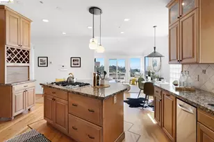 7015 Elverton Dr, Oakland, CA 94611 - Photo 21