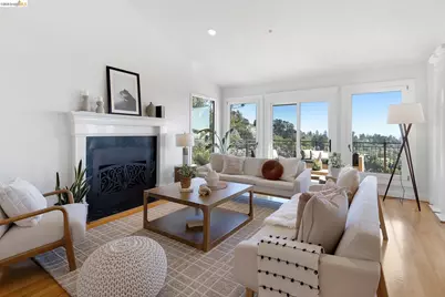 7015 Elverton Dr, Oakland, CA 94611 - Photo 13