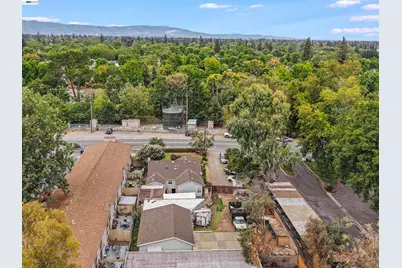 1966 Almaden Rd, San Jose, CA 95125 - Photo 33