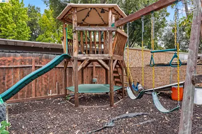 1966 Almaden Rd, San Jose, CA 95125 - Photo 57