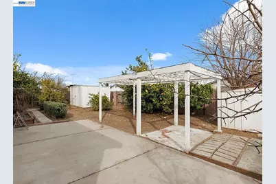 15940 Warfield Rd, Lathrop, CA 95330 - Photo 23