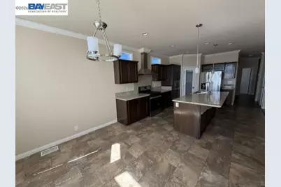 29282 Nantucket Way, Hayward, CA 94544 - Photo 9