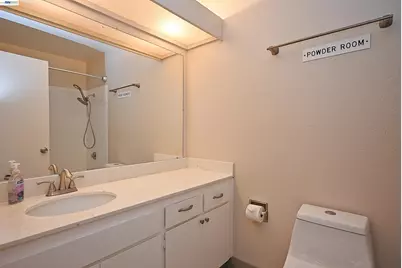 17994 Azalea Rd., Hayward, CA 94541 - Photo 25