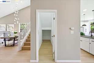 112 Ridgepoint Ct, Hercules, CA 94547 - Photo 13
