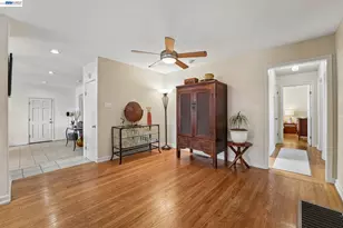301 Joan Vista St, El Sobrante, CA 94803 - Photo 11