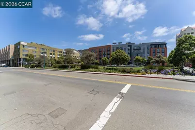 6363 Christie Ave #406, Emeryville, CA 94608 - Photo 29