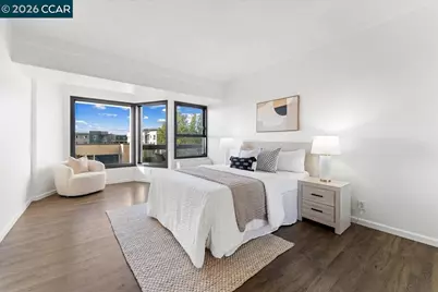 6363 Christie Ave #406, Emeryville, CA 94608 - Photo 9
