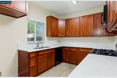 4239 Clay Creek Way, Sacramento, CA 95838 - Photo 5