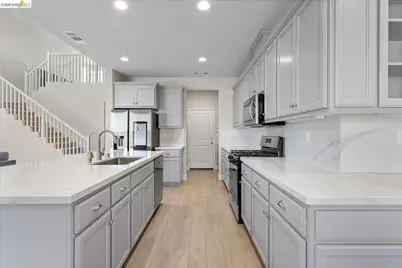 5601 Ridgepoint Way, Antioch, CA 94531 - Photo 15