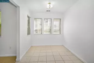 320 Warmcastle Ct, Martinez, CA 94553 - Photo 11
