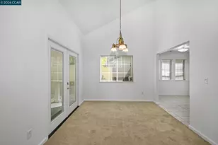 320 Warmcastle Ct, Martinez, CA 94553 - Photo 7