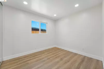 375 Senter Rd, San Jose, CA 95111 - Photo 33
