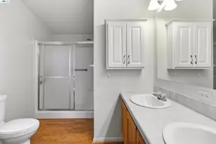 3263 Vineyard Ave, Pleasanton, CA 94566 - Photo 25