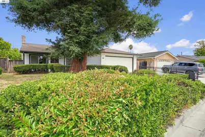 32466 Lake Berryessa Dr, Fremont, CA 94555 - Photo 1