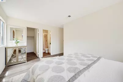 32466 Lake Berryessa Dr, Fremont, CA 94555 - Photo 15