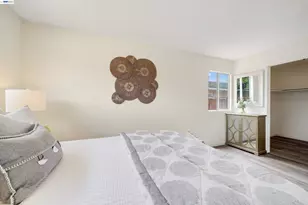 32466 Lake Berryessa Dr, Fremont, CA 94555 - Photo 13