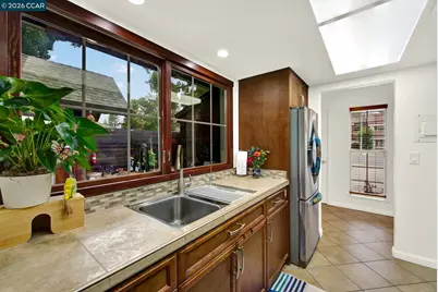 6472 Trinidad Dr, San Jose, CA 95120 - Photo 15