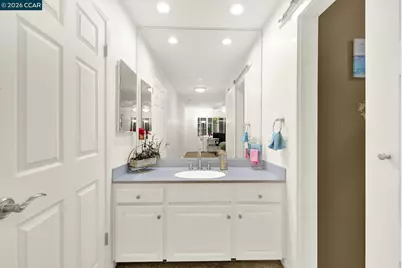 6472 Trinidad Dr, San Jose, CA 95120 - Photo 25