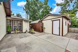 6472 Trinidad Dr, San Jose, CA 95120 - Photo 57