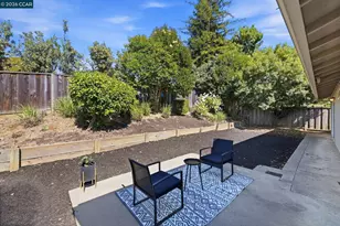 22604 Mossy Rock Dr, Fairview, CA 94541 - Photo 25